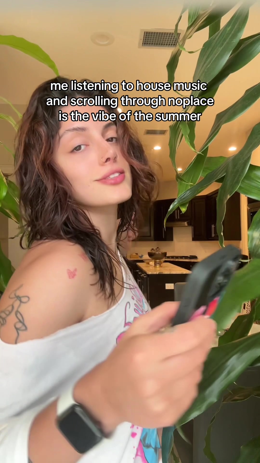 me listening to house music and scrolling through noplac is the vibe of the summer