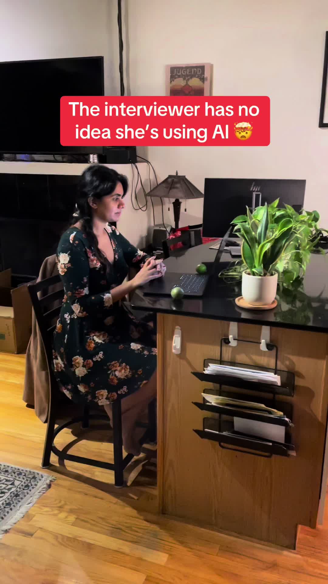The interviewer has no idea she's using AI π±