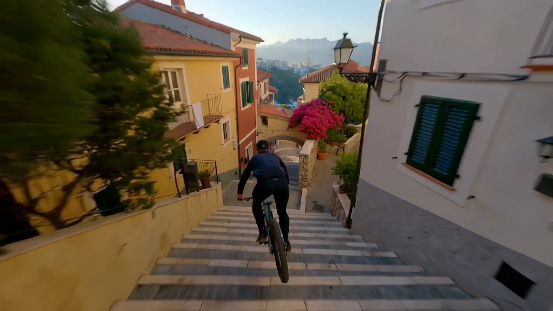 Cinematic Mountain Biking Adventure Through Guanajuato